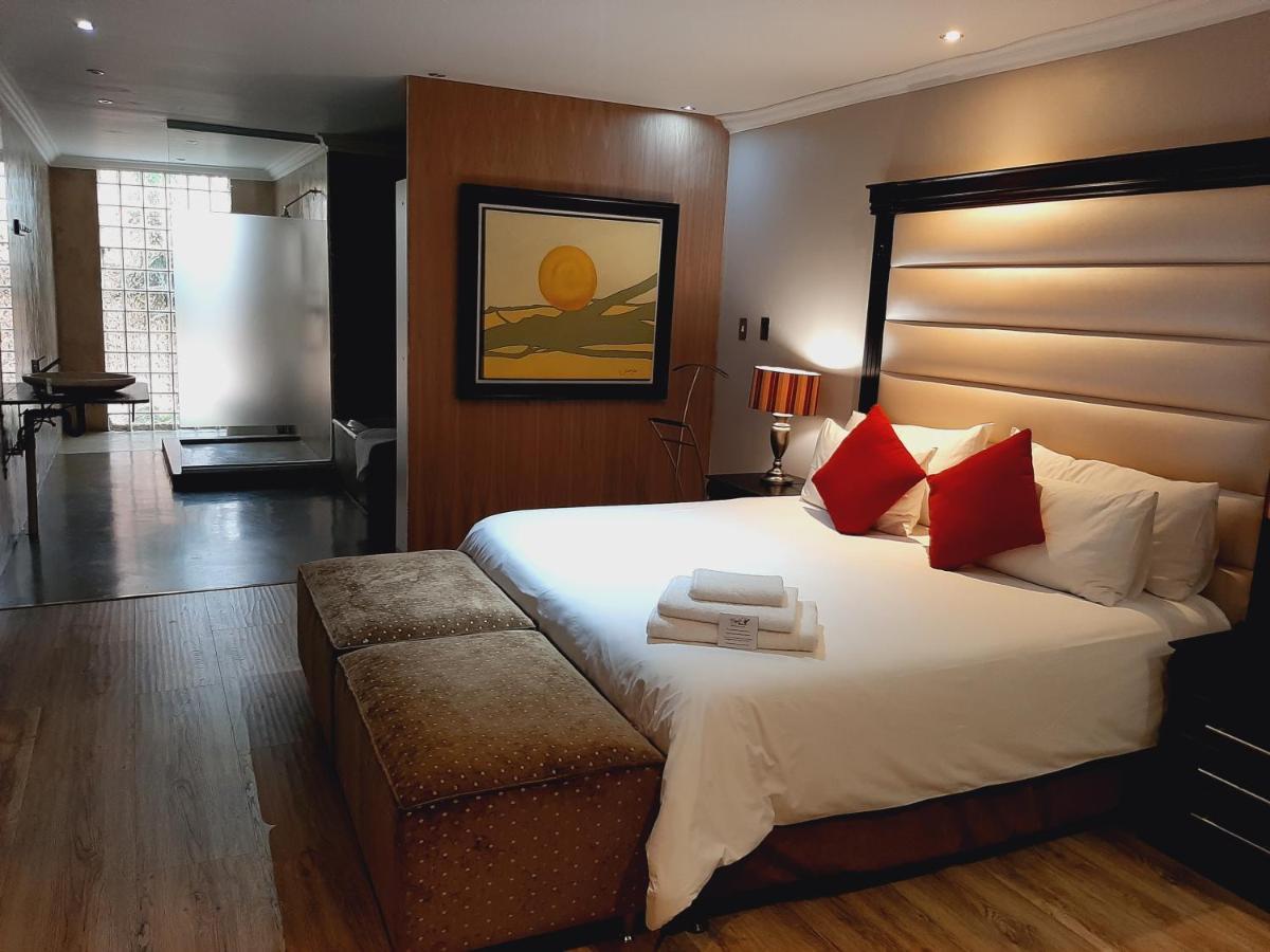 African Moon Corporate House Kempton Park Dış mekan fotoğraf