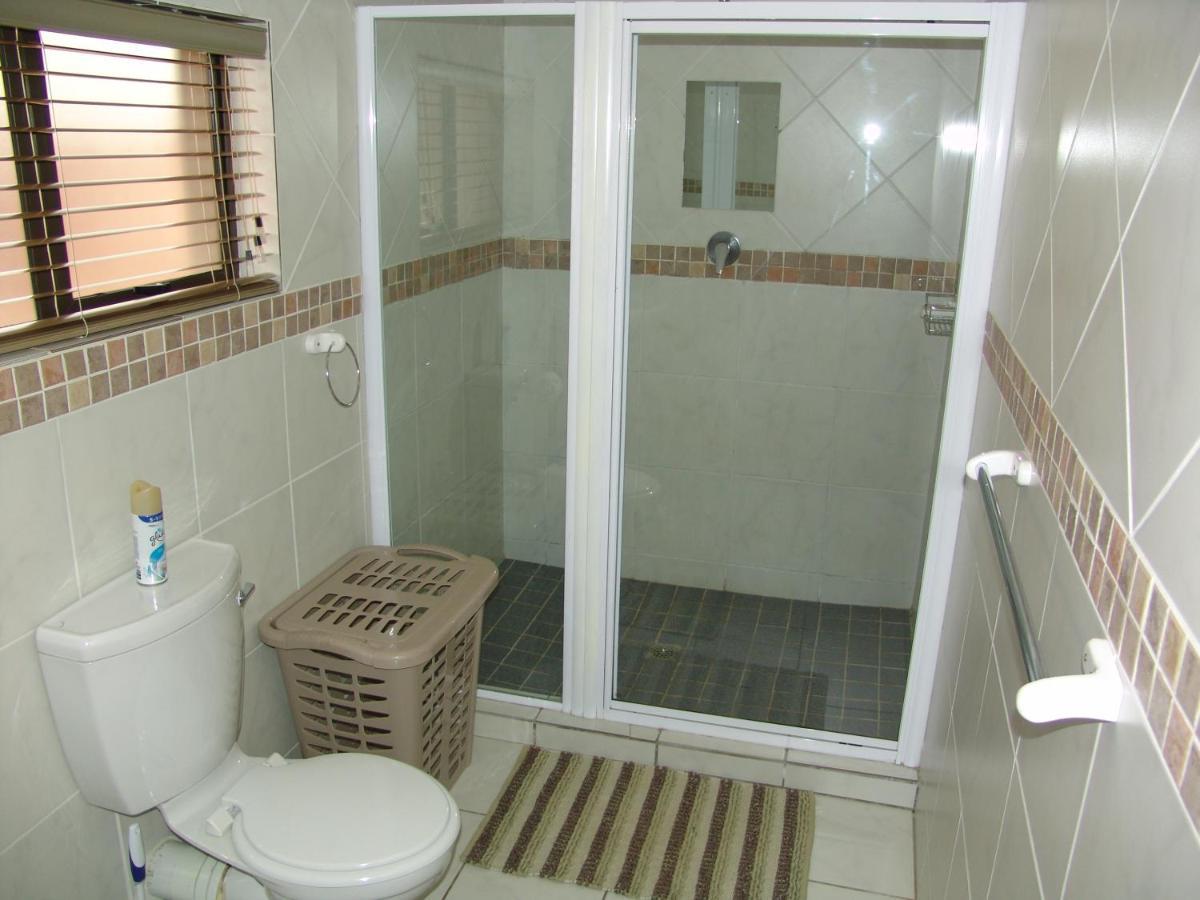 African Moon Corporate House Kempton Park Dış mekan fotoğraf