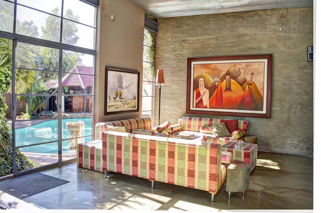African Moon Corporate House Kempton Park Dış mekan fotoğraf